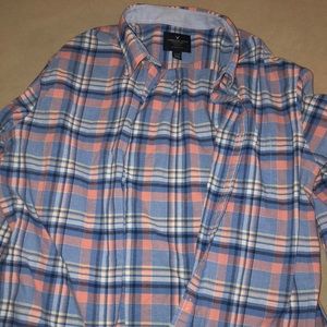 American Eagle. Casual Button Down. Size XL.